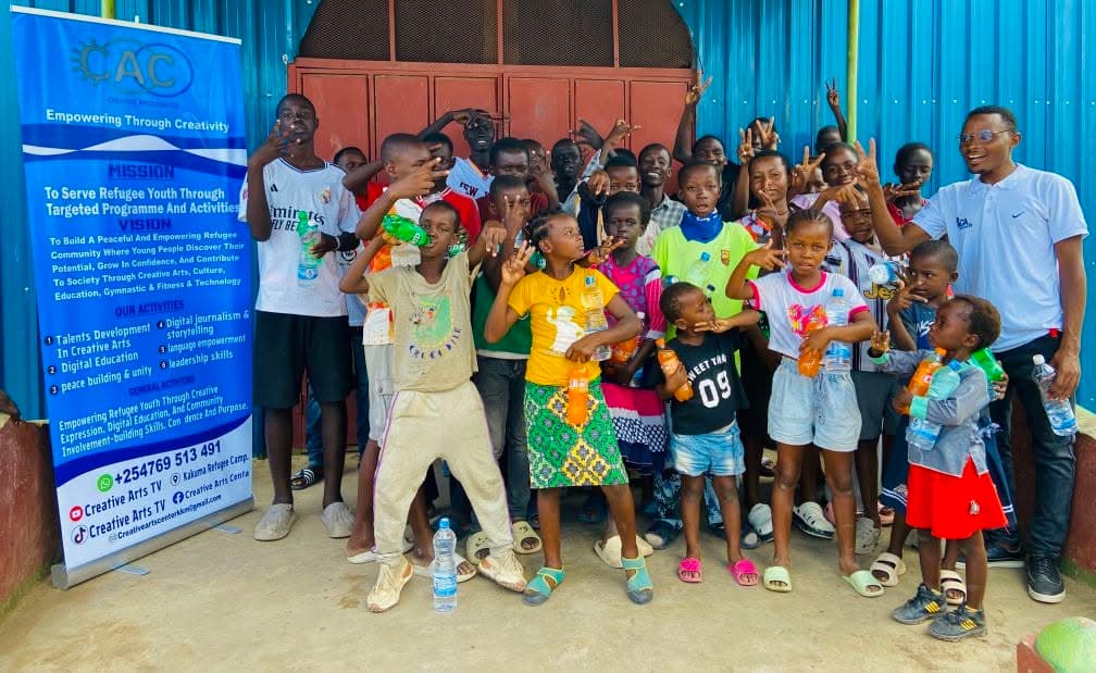 Young people sitting in a circle at a dialogue forum